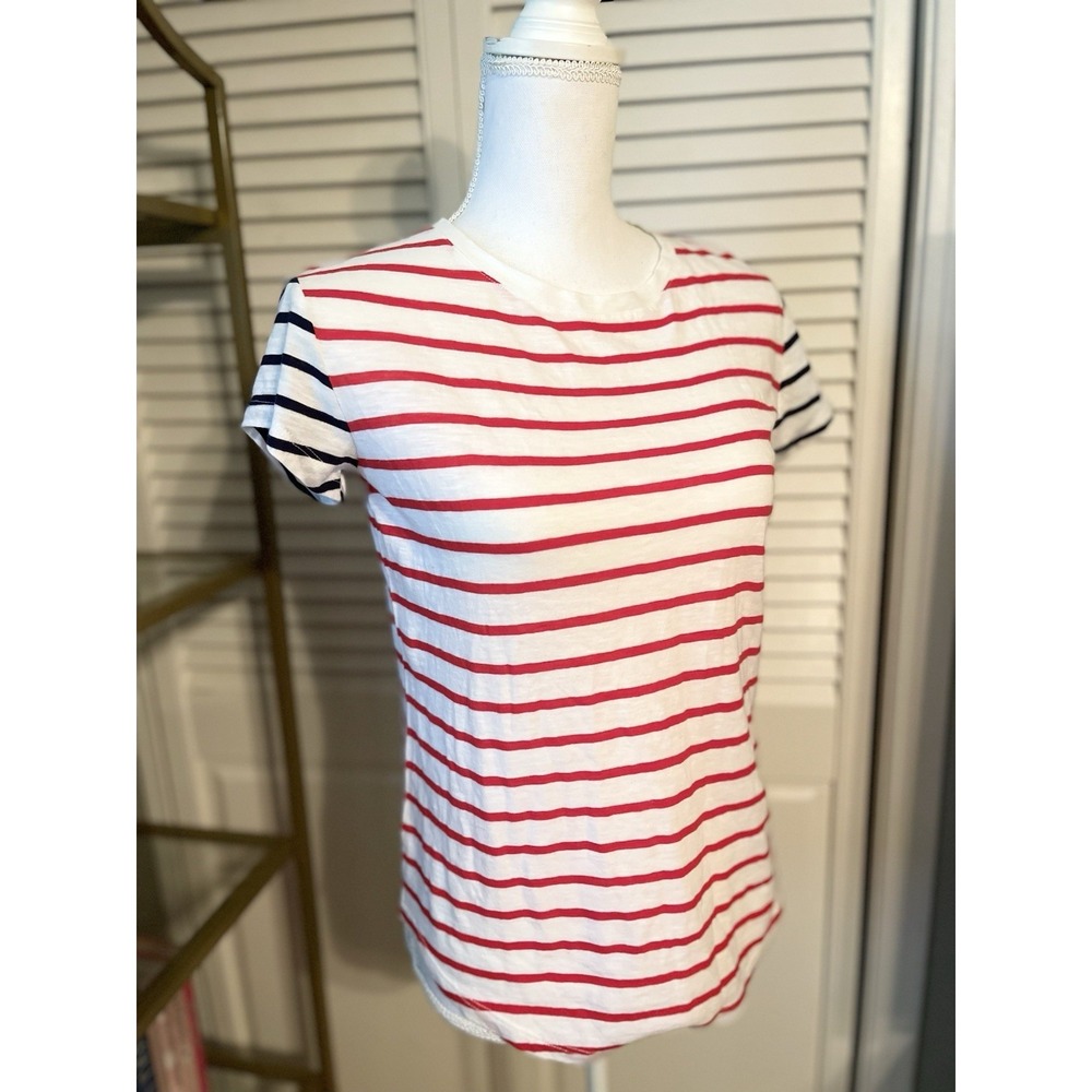 Crown & Ivy Women's NWT Tee Classic Fit Vintage Wash Small White Red Stripes